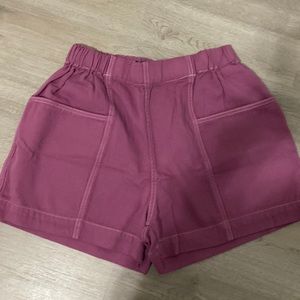 Utility shirt with two large pockets